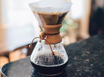 Filterkaffeezubereitung mit Chemex ausgesprochen vollen und nuancierten Kaffeegeschmack
